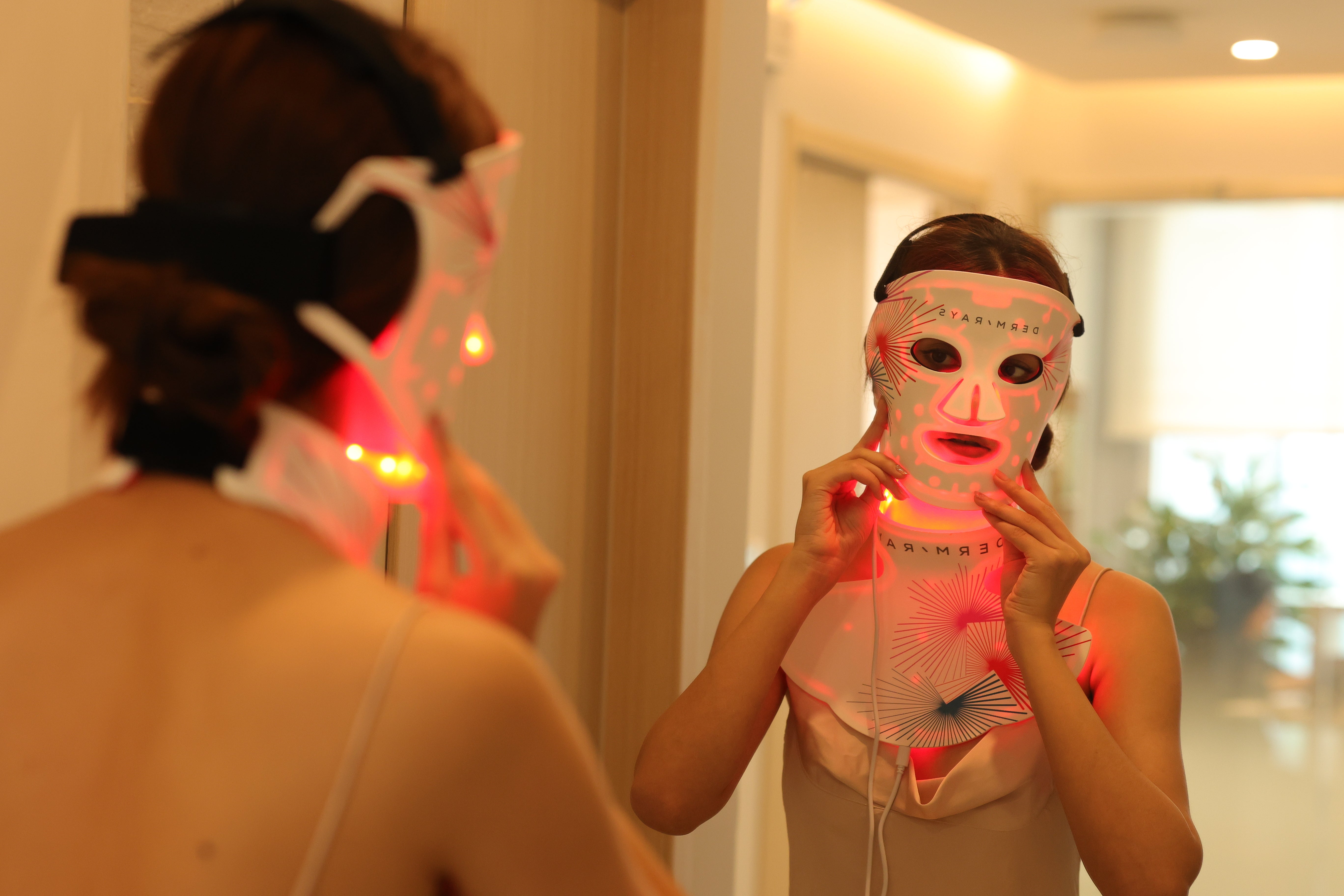 How to Use LED Face Mask